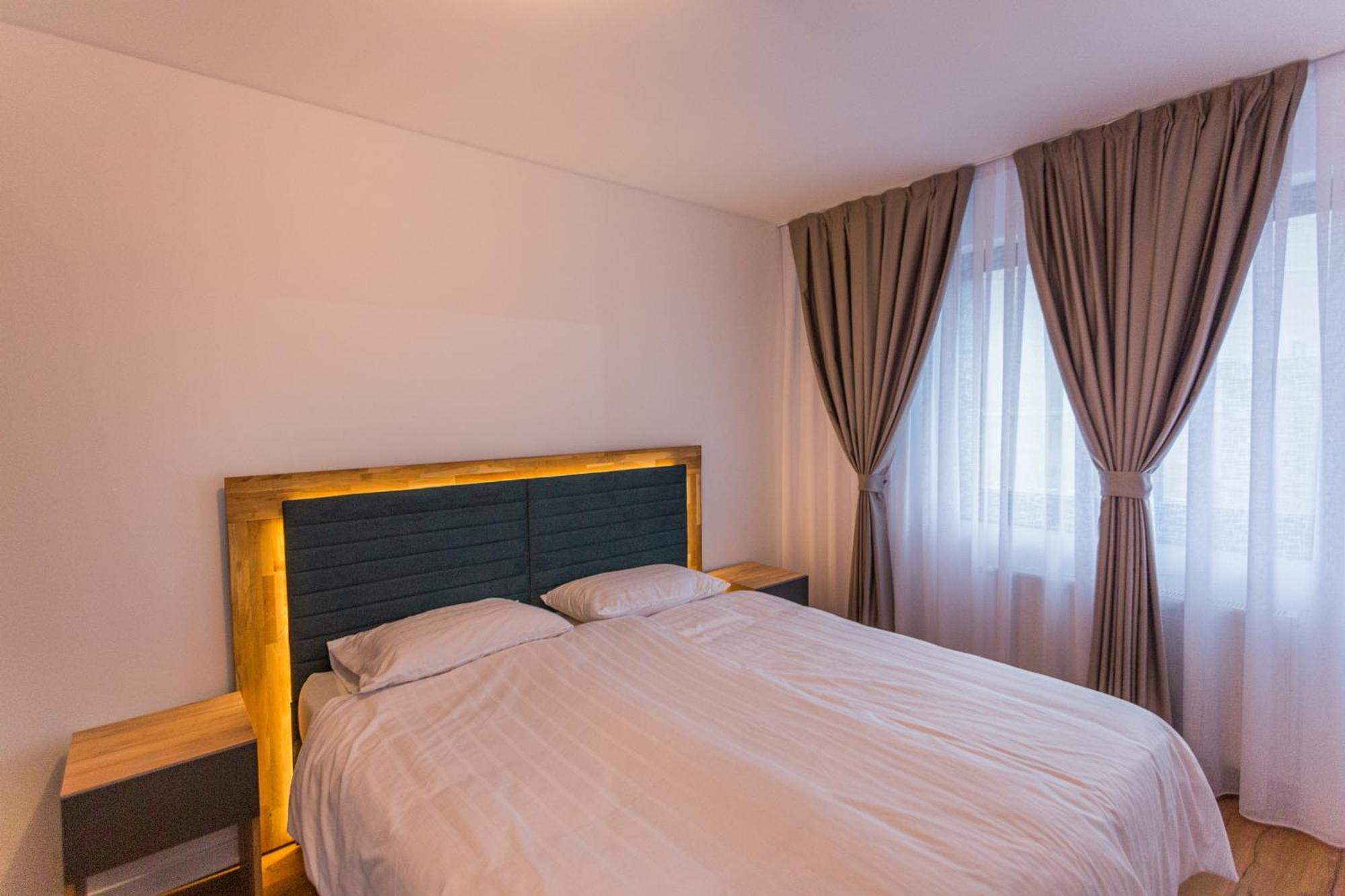 Aparthotel Phoenix Белашница Экстерьер фото