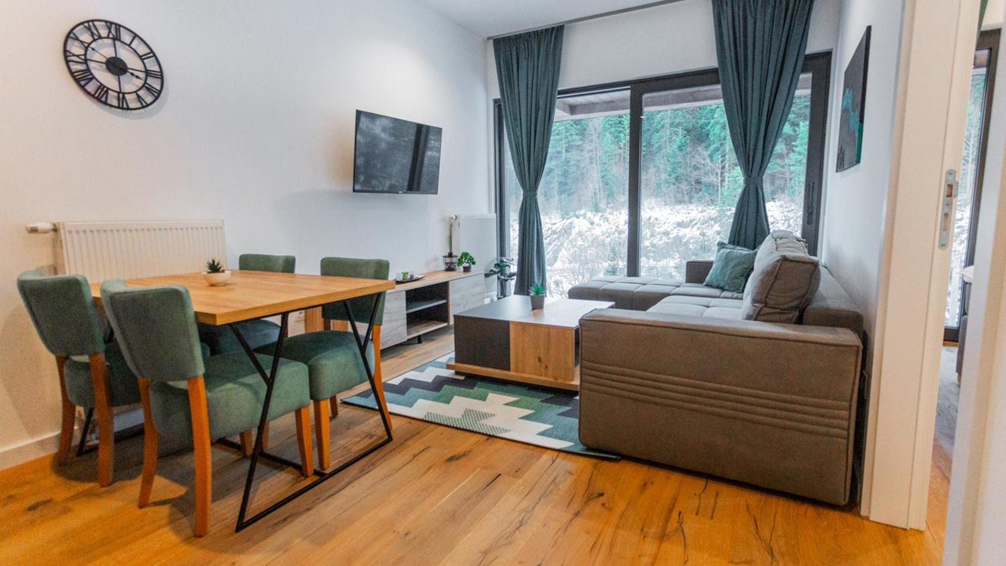Aparthotel Phoenix Белашница Экстерьер фото