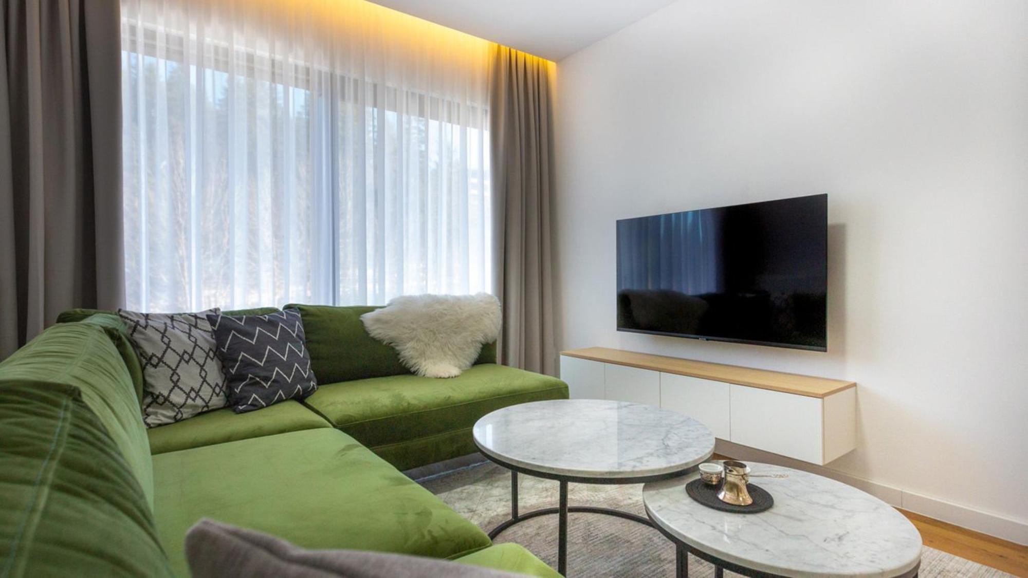 Aparthotel Phoenix Белашница Экстерьер фото