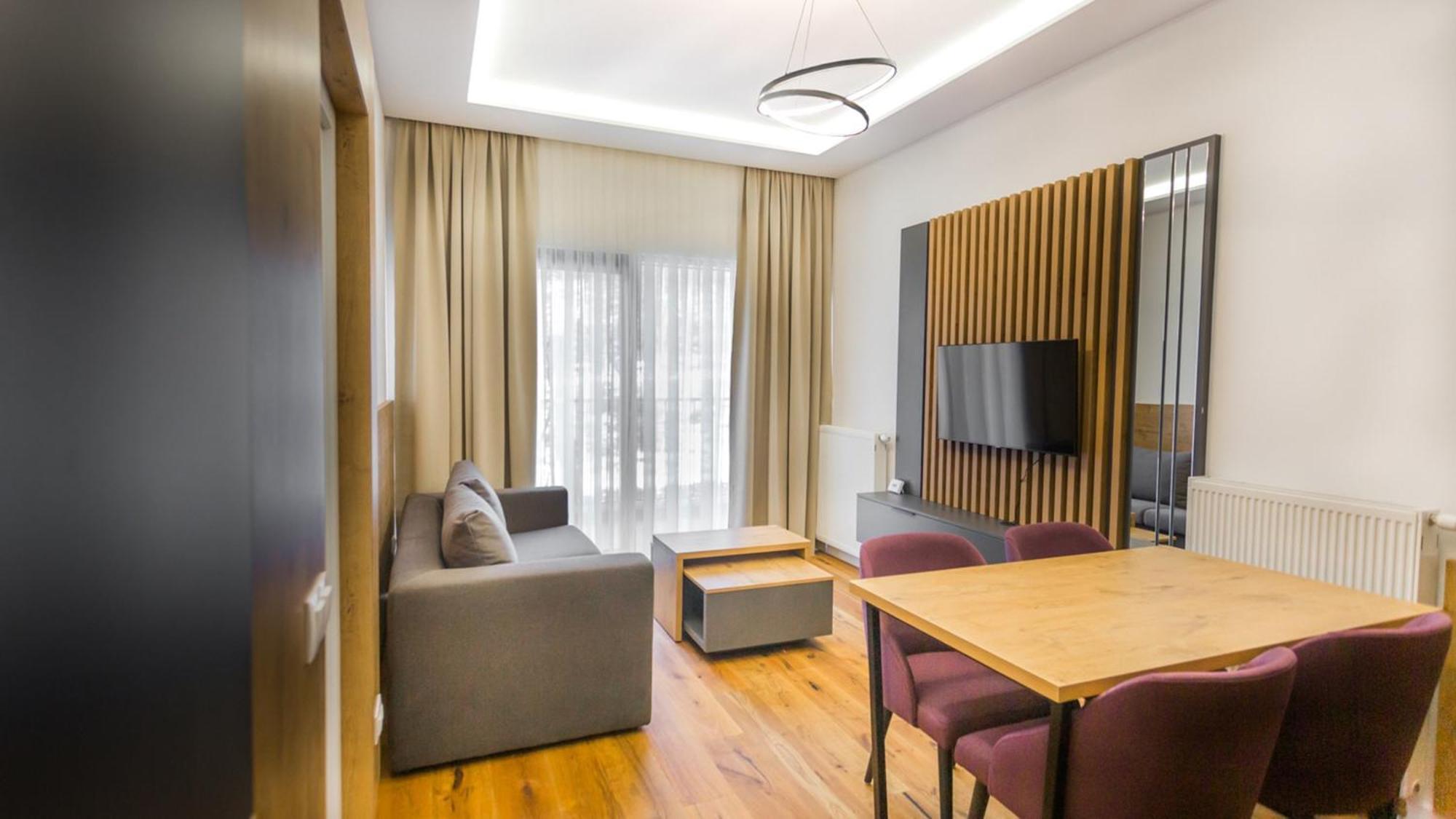 Aparthotel Phoenix Белашница Экстерьер фото